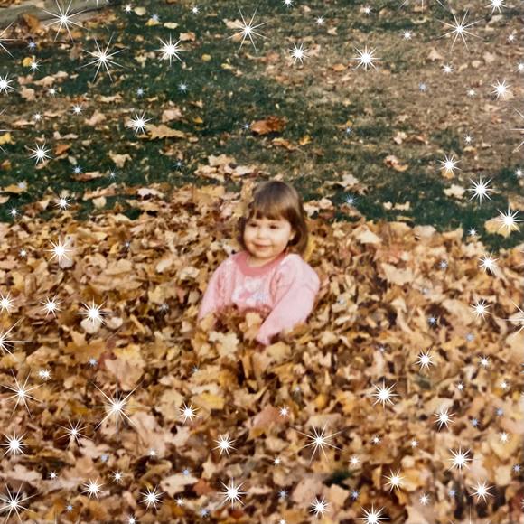 Meet your Posher, Amanda - Picture 1 of 1